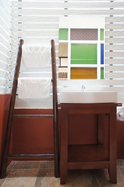 Udee Cozy Bed & Breakfast Chiang Mai Exterior foto
