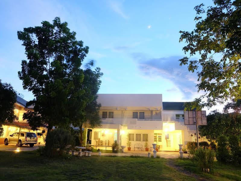 Udee Cozy Bed & Breakfast Chiang Mai Exterior foto