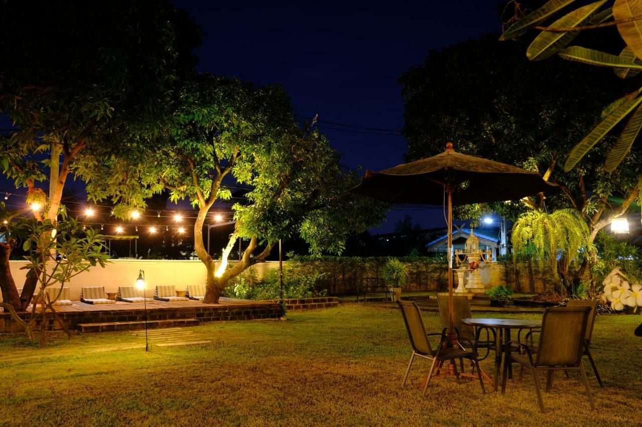 Udee Cozy Bed & Breakfast Chiang Mai Exterior foto